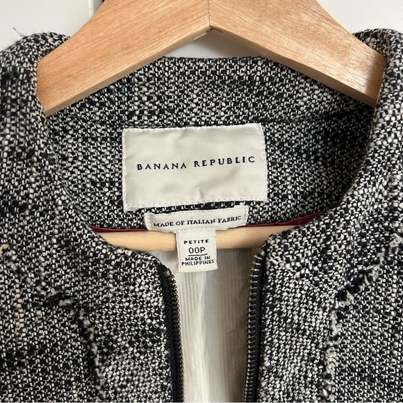 Italian fabric tweed jacket by Banana Republic - Picture 2 of 4